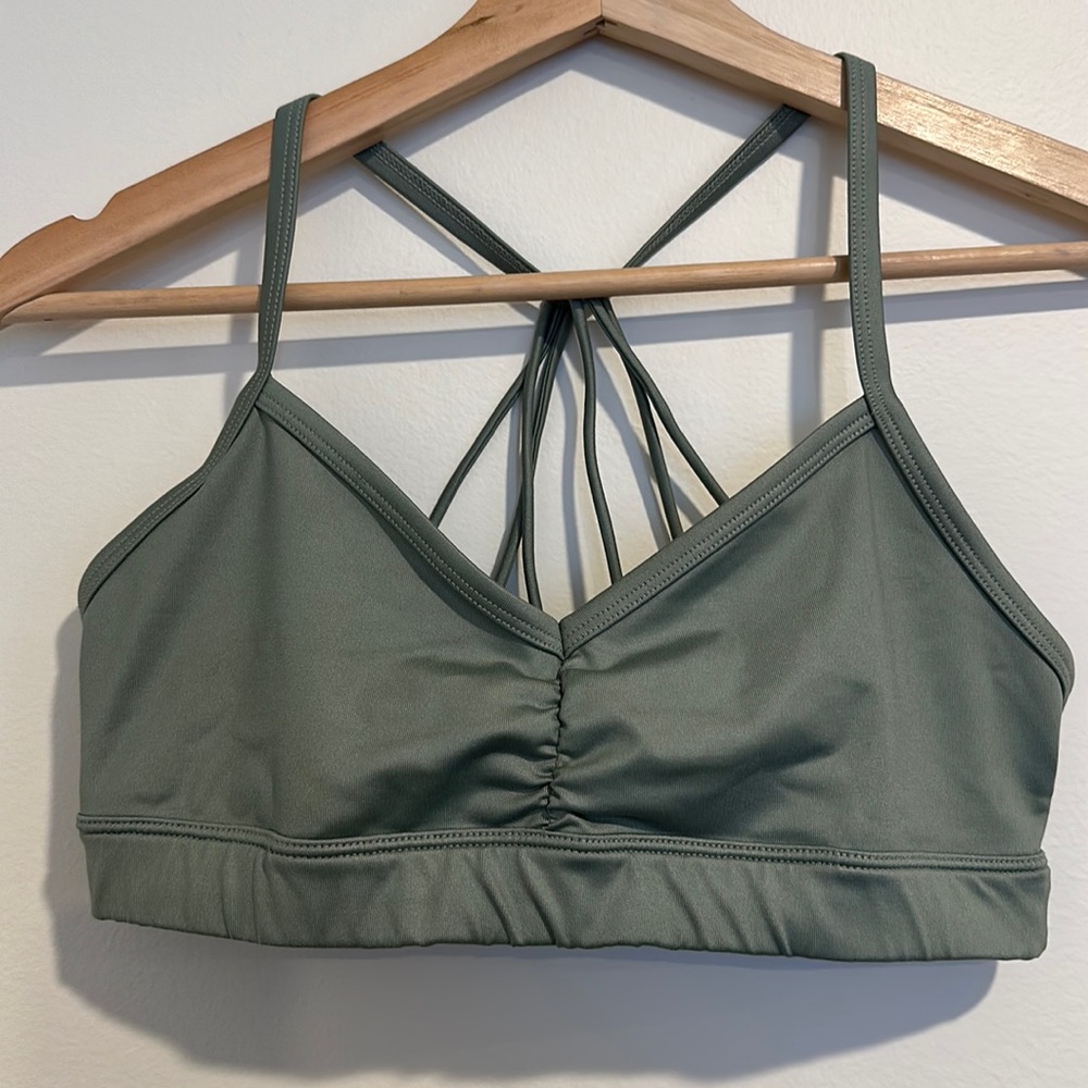 Alo bra lightly used
